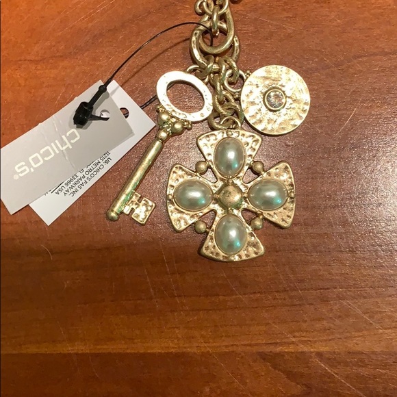Chico’s Necklace - Picture 2 of 4